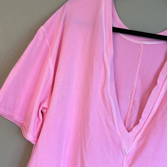 ❌SOLD!❌ NEW! FREE PEOPLE MOVEMENT MEDIUM Hot Shot Tee Romper PINK LEMONADE Short - Picture 17 of 17